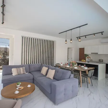 Vie Bleu Vb5 By Interhome Protaras